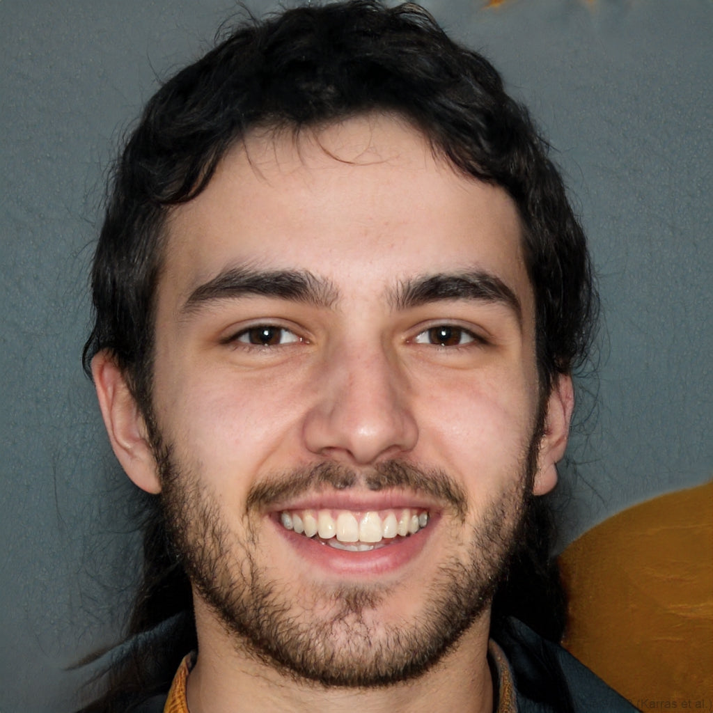 <strong>Carlos M.</strong>